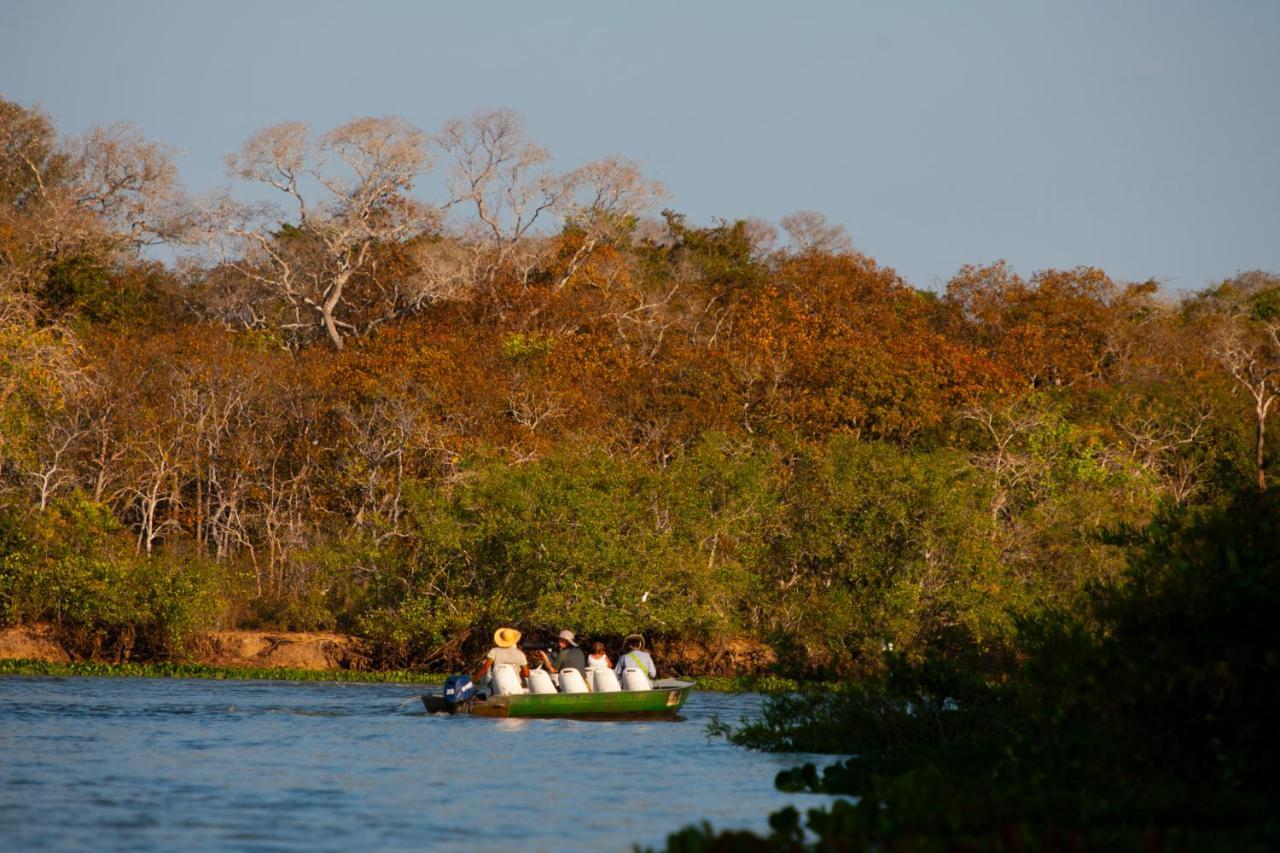 Pousada Rio Claro Poconé Exterior foto